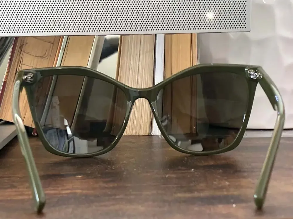 DIFF Eyewear Cassidy Sunglasses in Olive Green-NWT